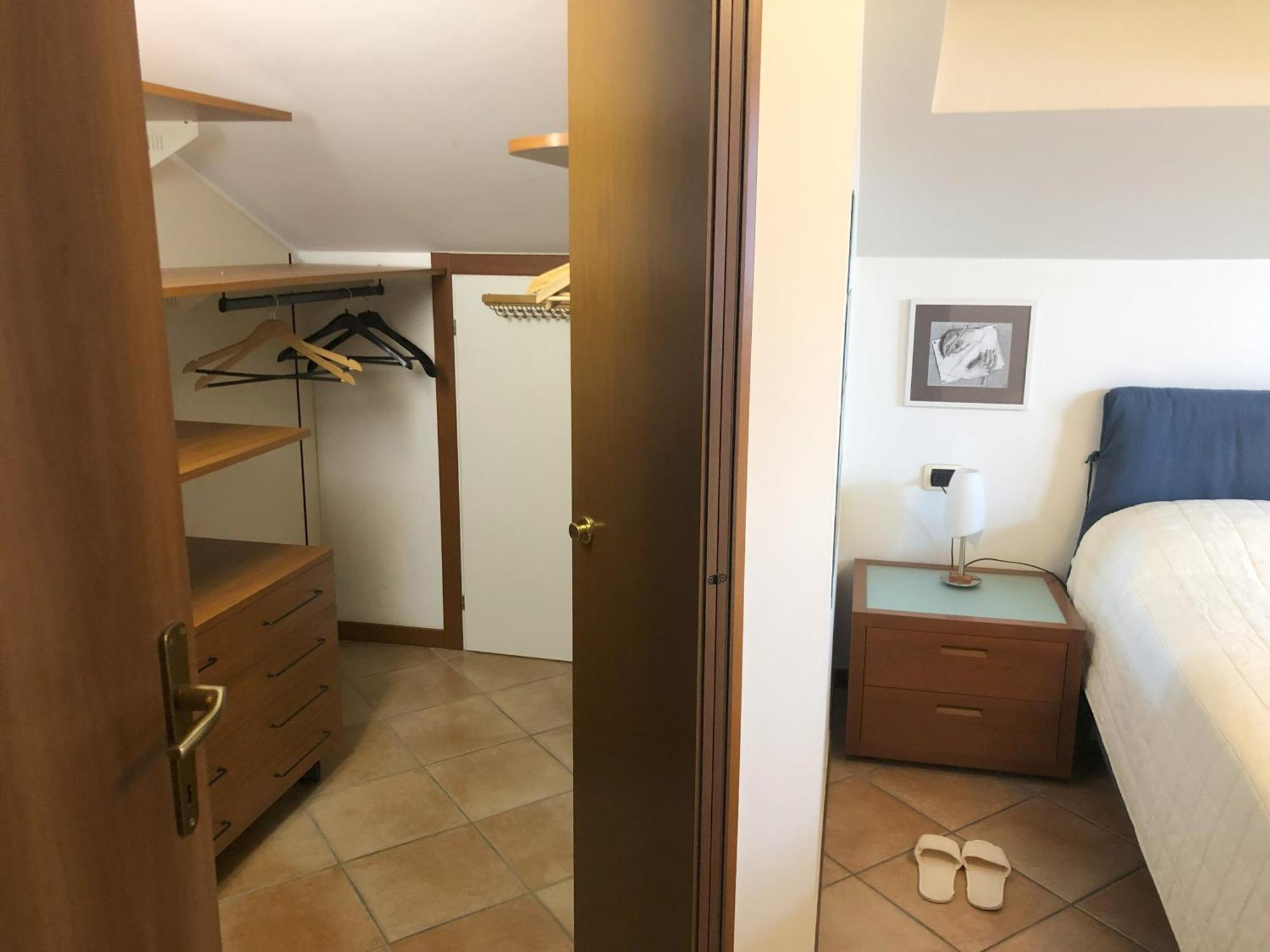 Bright Penthouse Close To Center With Terrace And Lake View 莱科 外观 照片